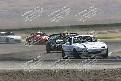 media/Jun-01-2024-CalClub SCCA (Sat) [[0aa0dc4a91]]/Group 3/Race/